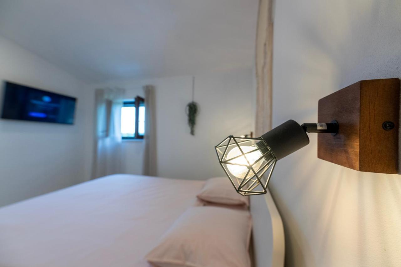 4 Elements - Luxury Family Apartments Tar-Vabriga Buitenkant foto