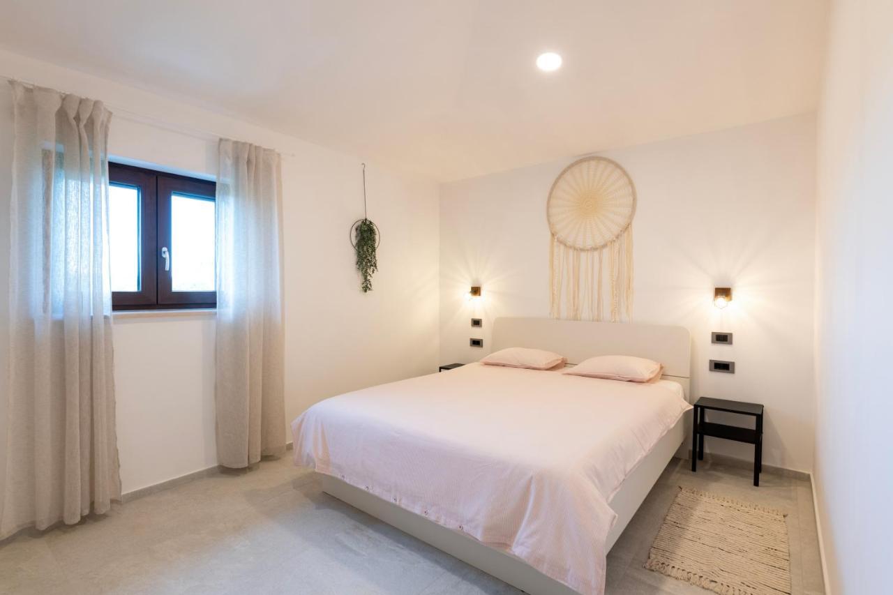 4 Elements - Luxury Family Apartments Tar-Vabriga Buitenkant foto