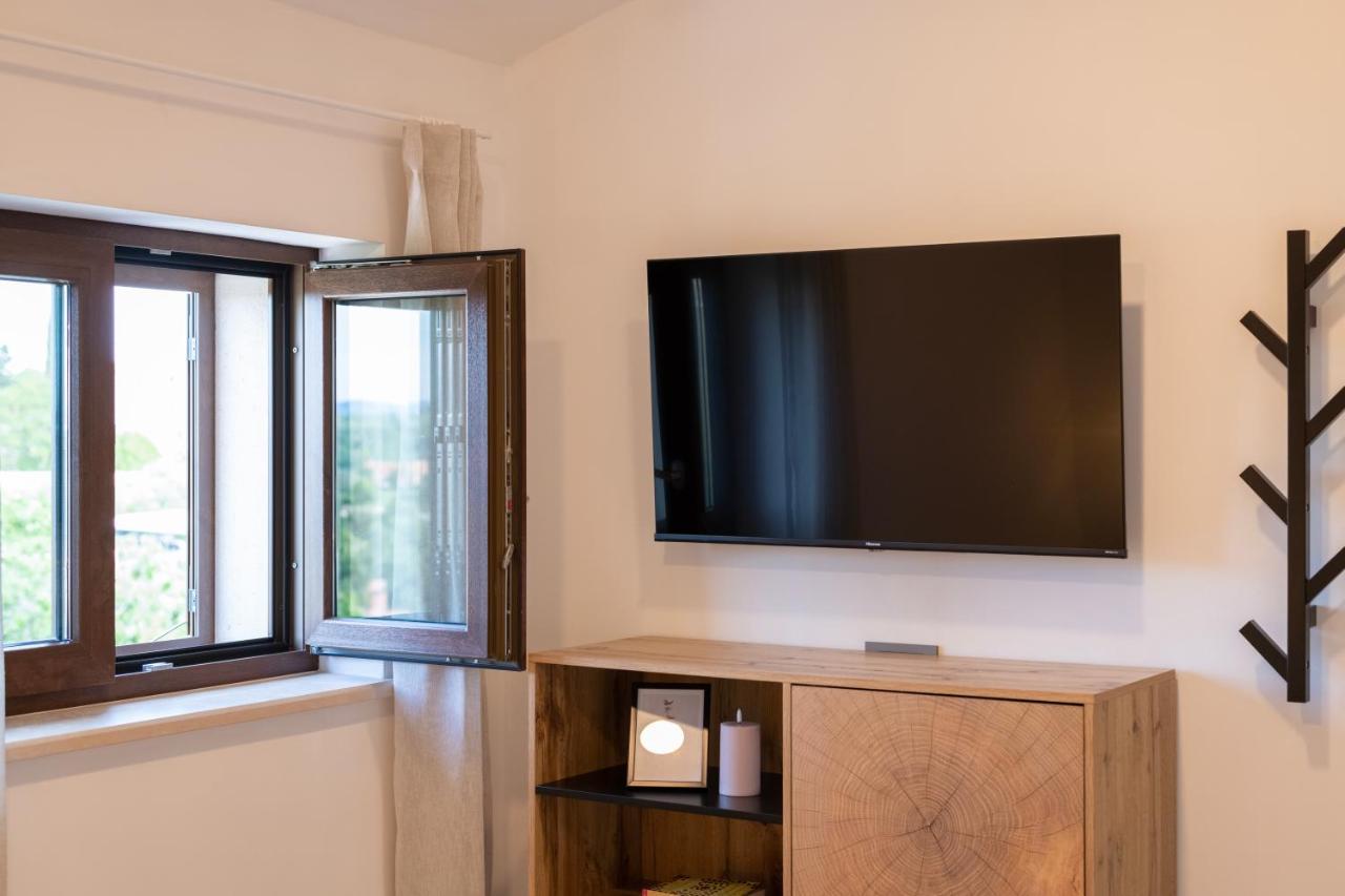 4 Elements - Luxury Family Apartments Tar-Vabriga Buitenkant foto